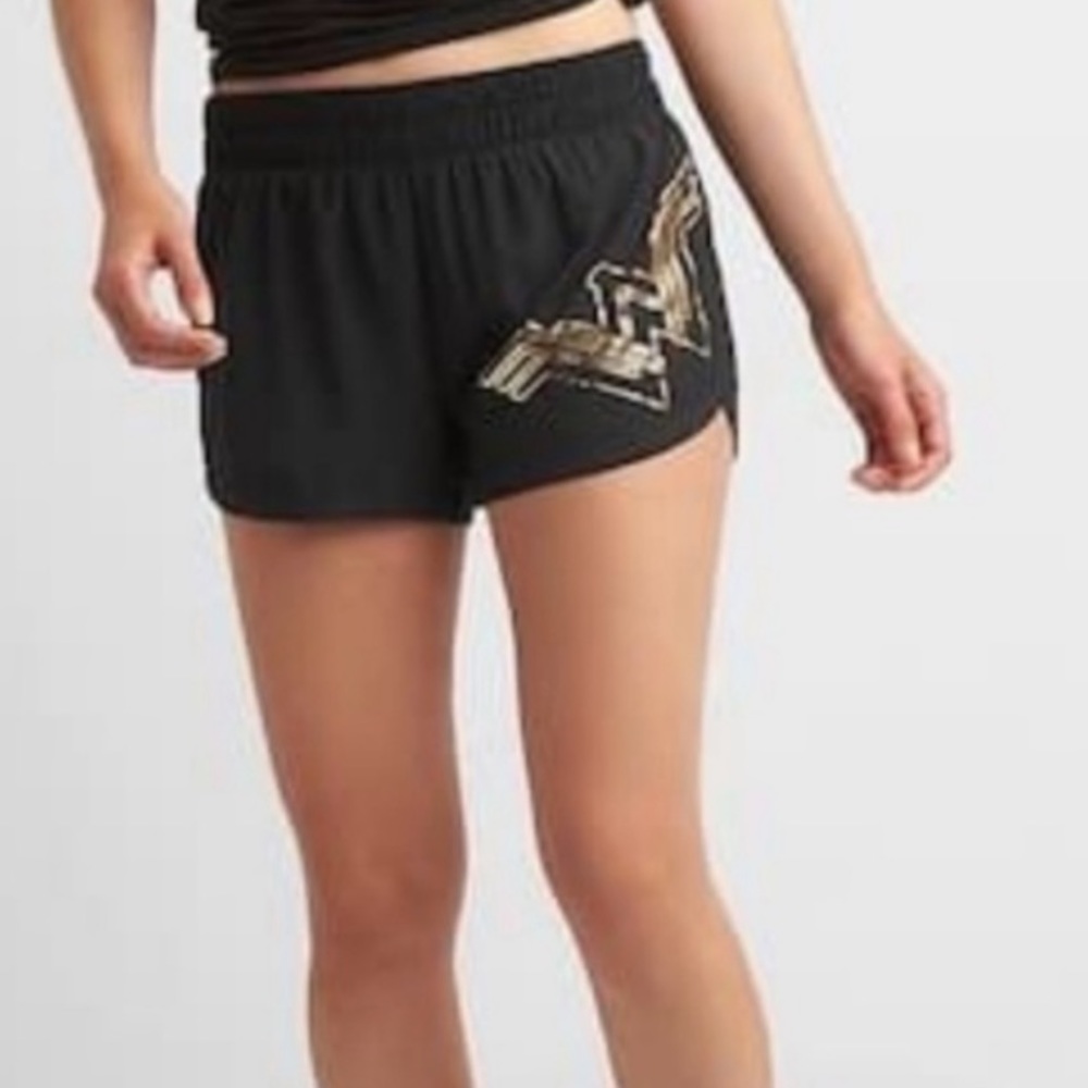 Gap and DC Wonder Woman running shorts Small
